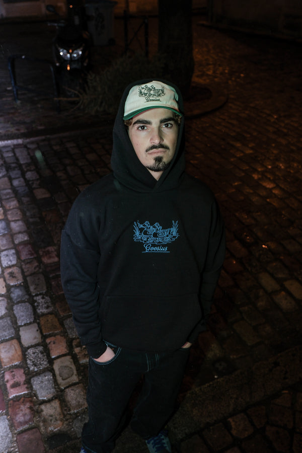 Hoodie Goosius noir, broderie bleue – vue 1