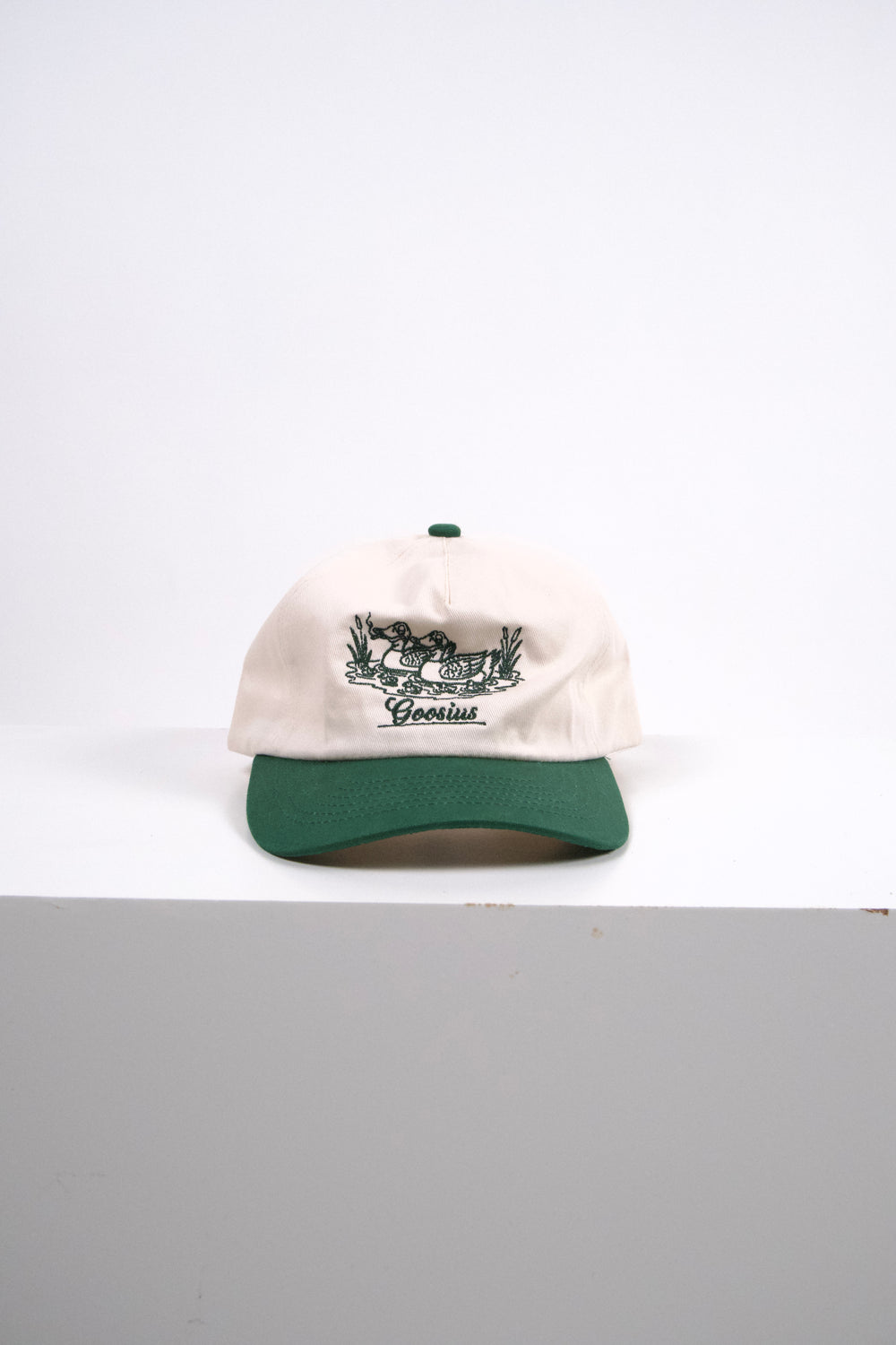 Cap Dad Hat Goosius, casquette bicolore visière verte – vue 1